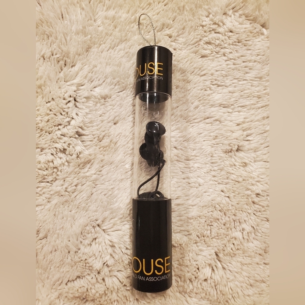 Dave Mattews Band Branded Corded Earbuds.  Unopened